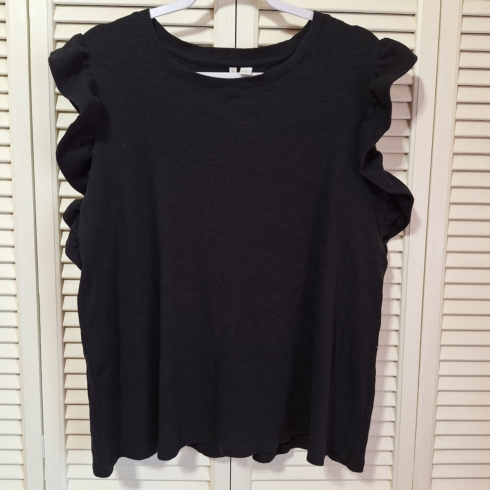 Cato Womens Plus Size 22/24W Black Ribbed Knit Ruffle Shoulder Sleeveless Top